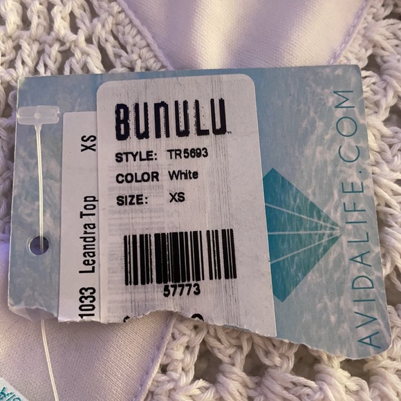 White crop top for the beach - Picture 3 of 3